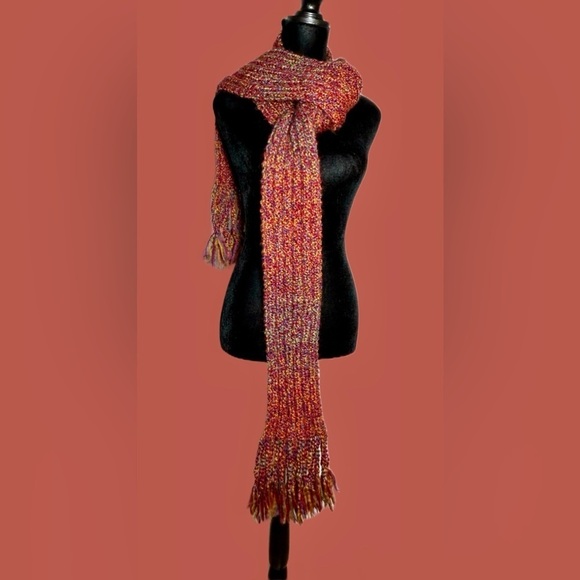 NEW Boutique Hand-Knitted Scarf with Tasseled Fringe, Multicolored - Picture 3 of 11